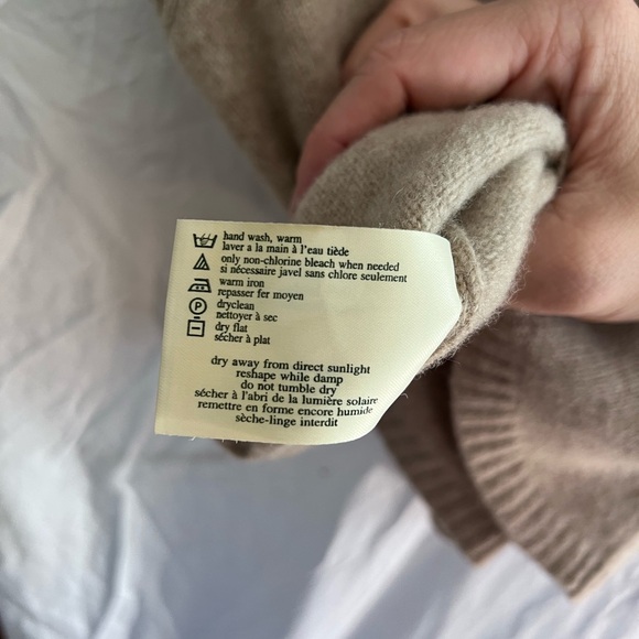 Laura Ashley Beige and Brown Patterned Cardigan Set - Picture 6 of 8